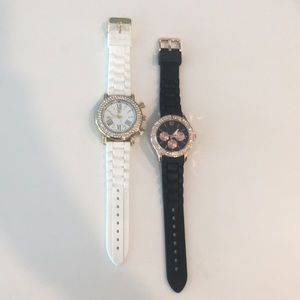 Watch duo!